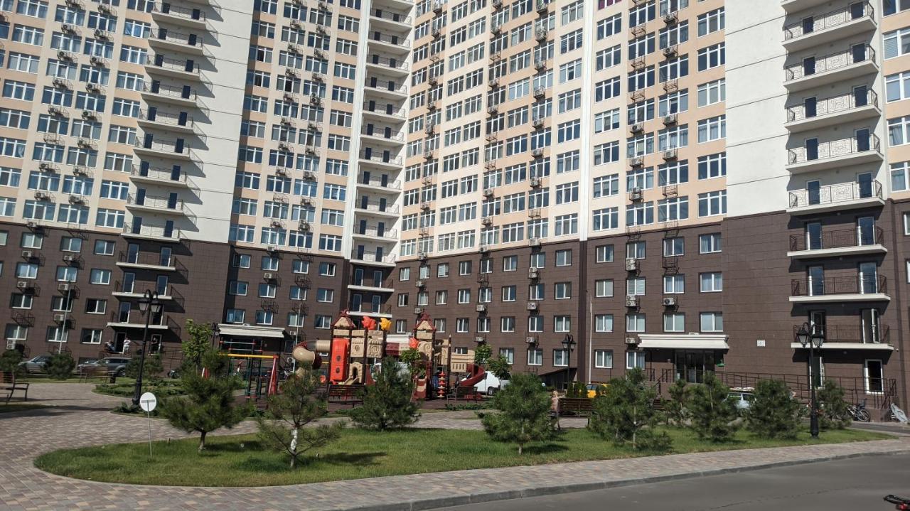 敖德萨Квартира Кадорр Бассейная Apt Odeassa Basseinaya公寓 外观 照片